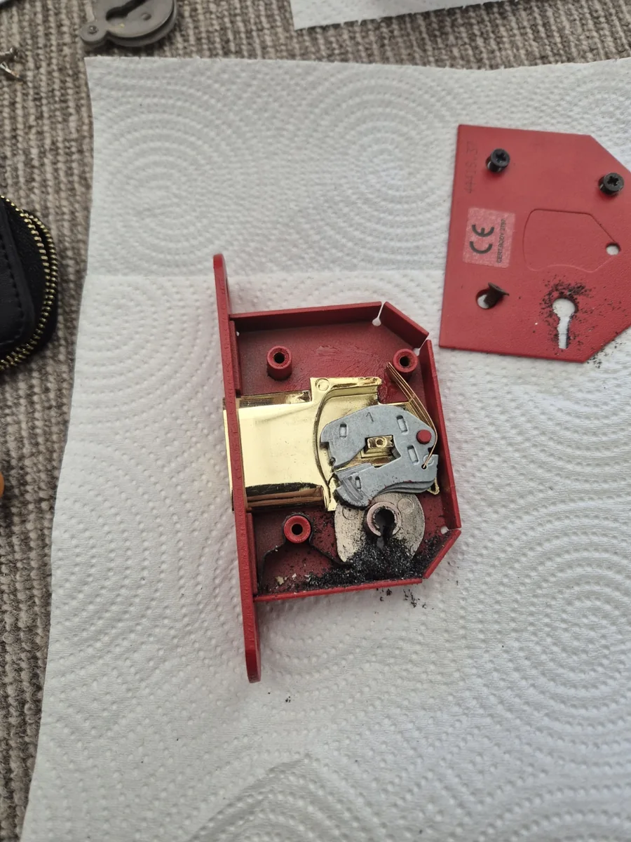 Real rim lock and night latch repair job in Leeds